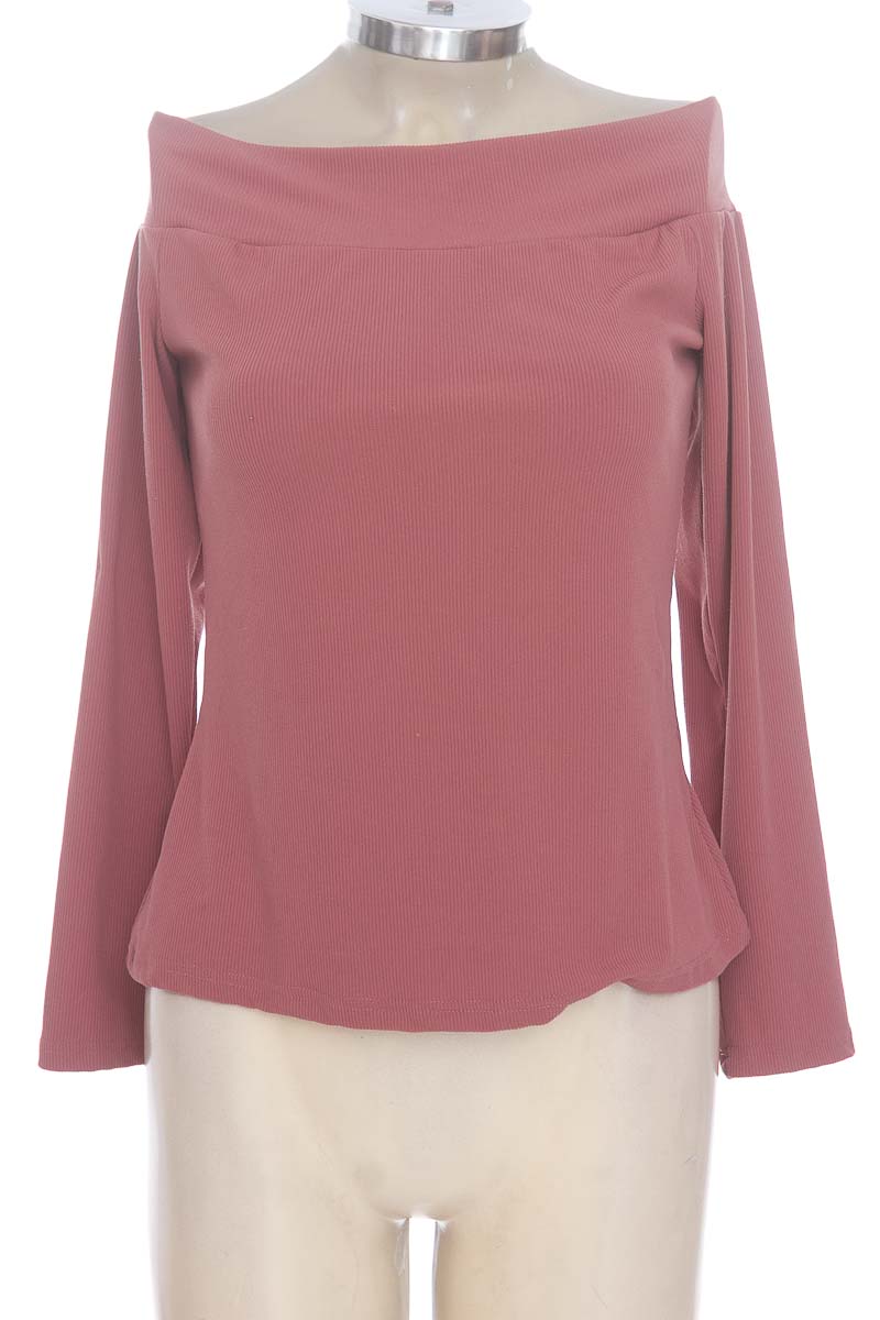 Top / Camiseta color Rosado - Closeando
