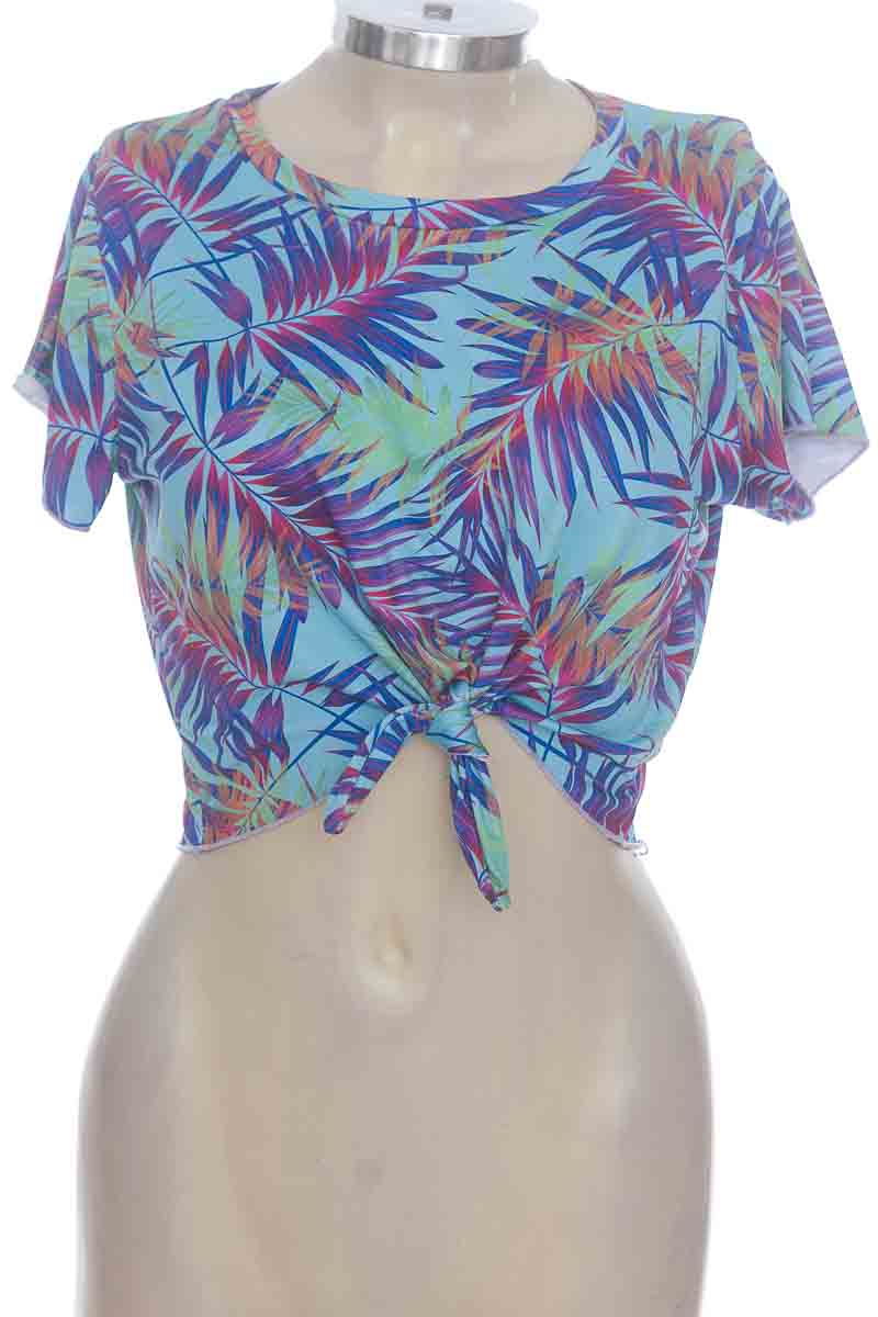 Top / Camiseta color Azul - Closeando