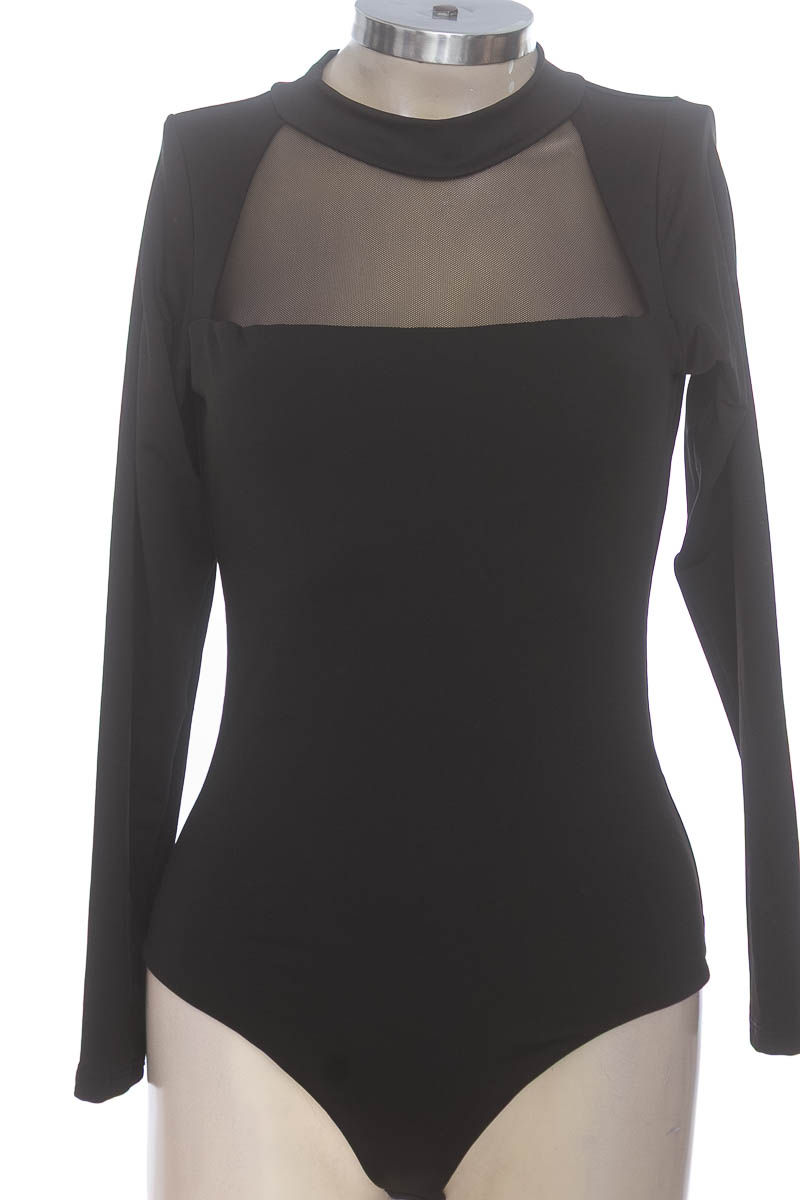Top / Camiseta color Negro - We Love Luana