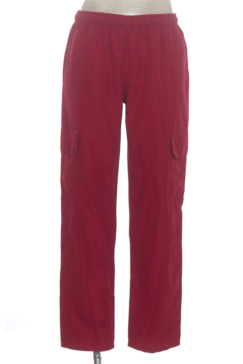 Ropa Deportiva / Salida de Baño color Vinotinto - Closeando