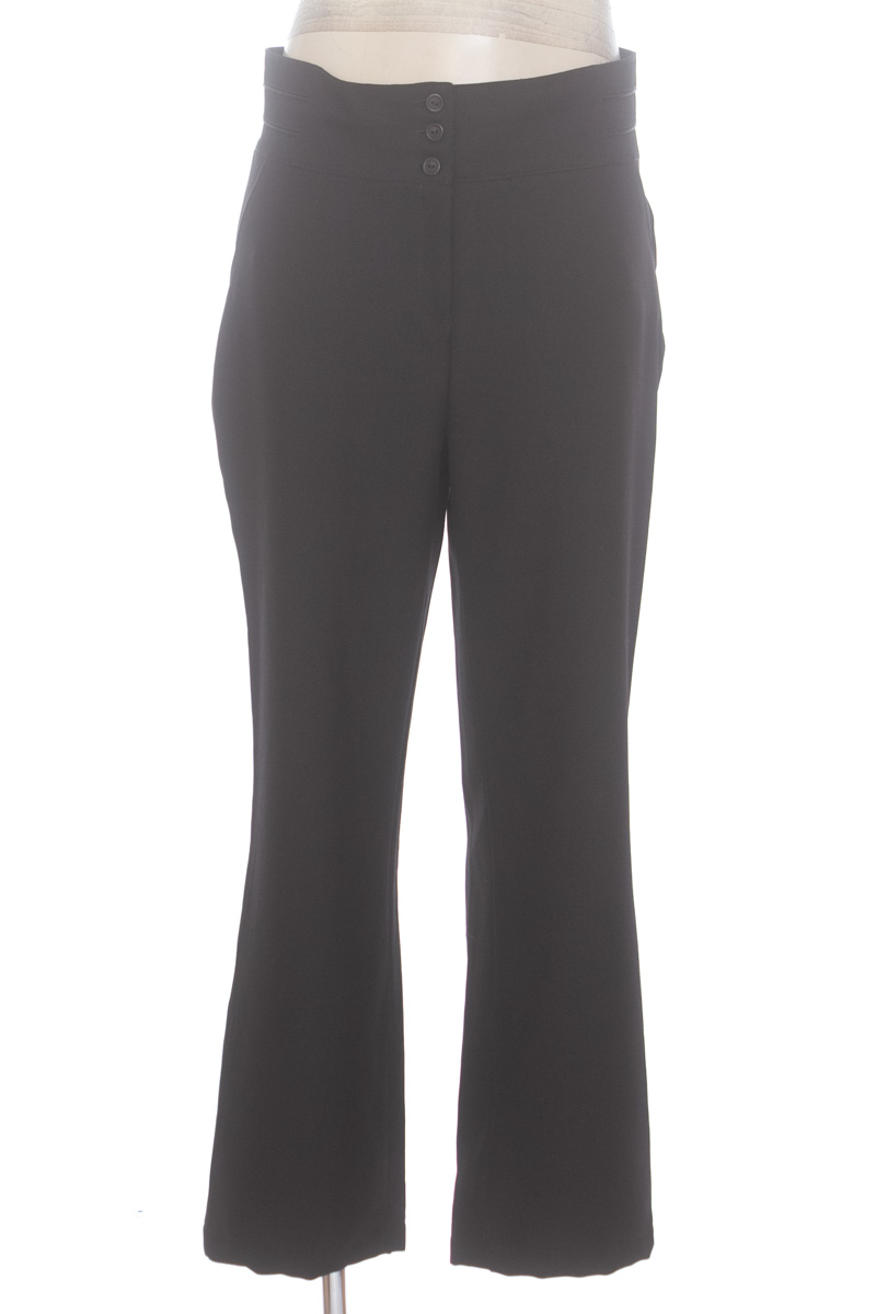 Pantalones color Negro - L&H