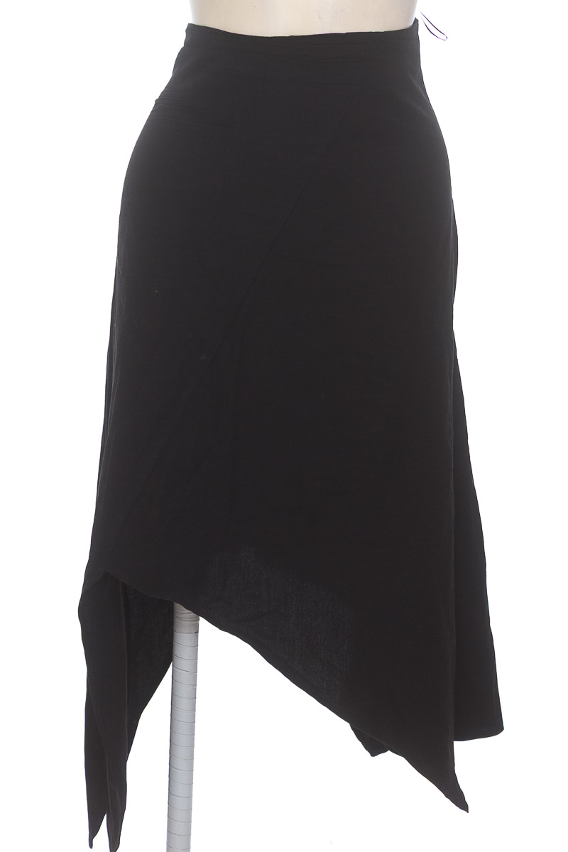 Falda color Negro - Zara
