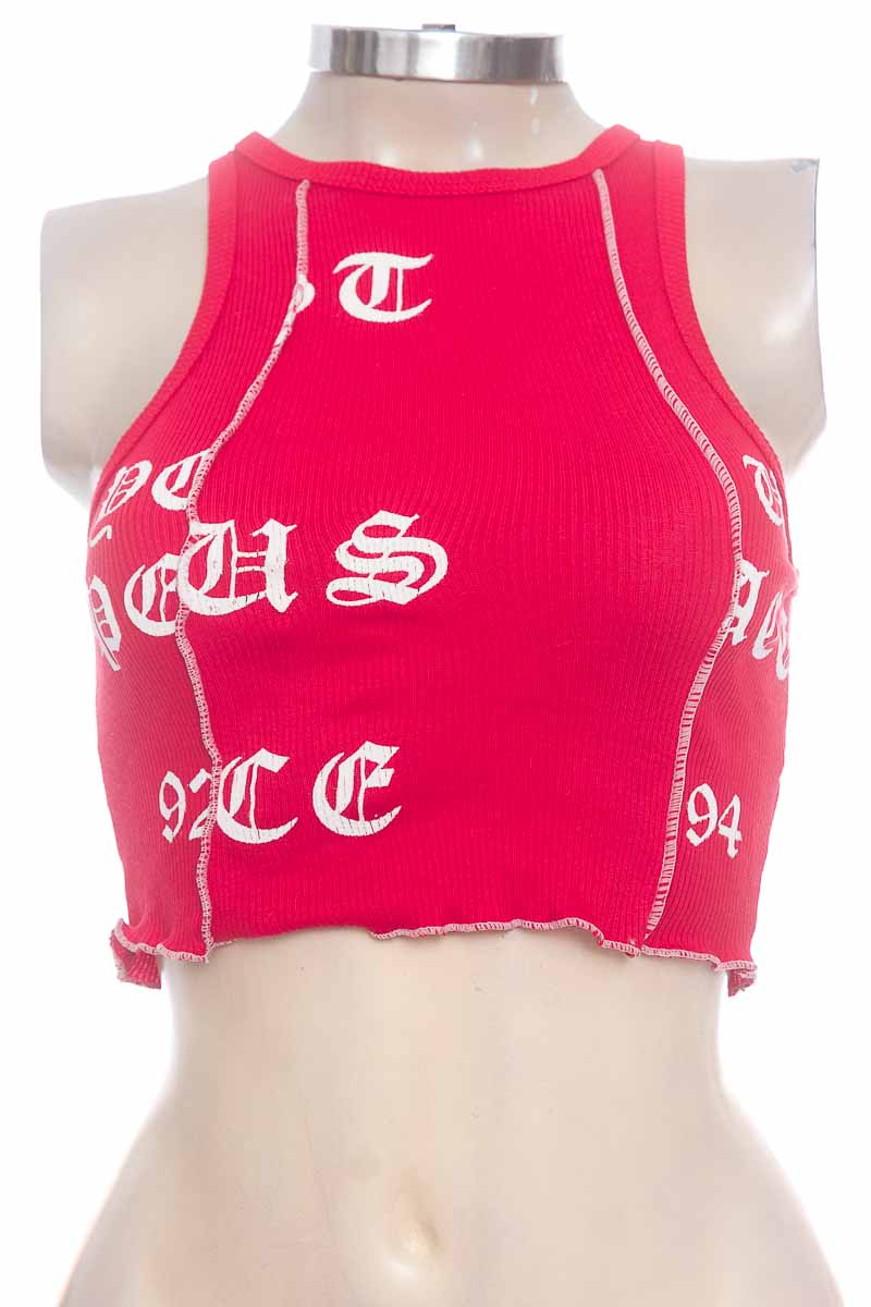 Top / Camiseta color Rojo - ATYPICAL