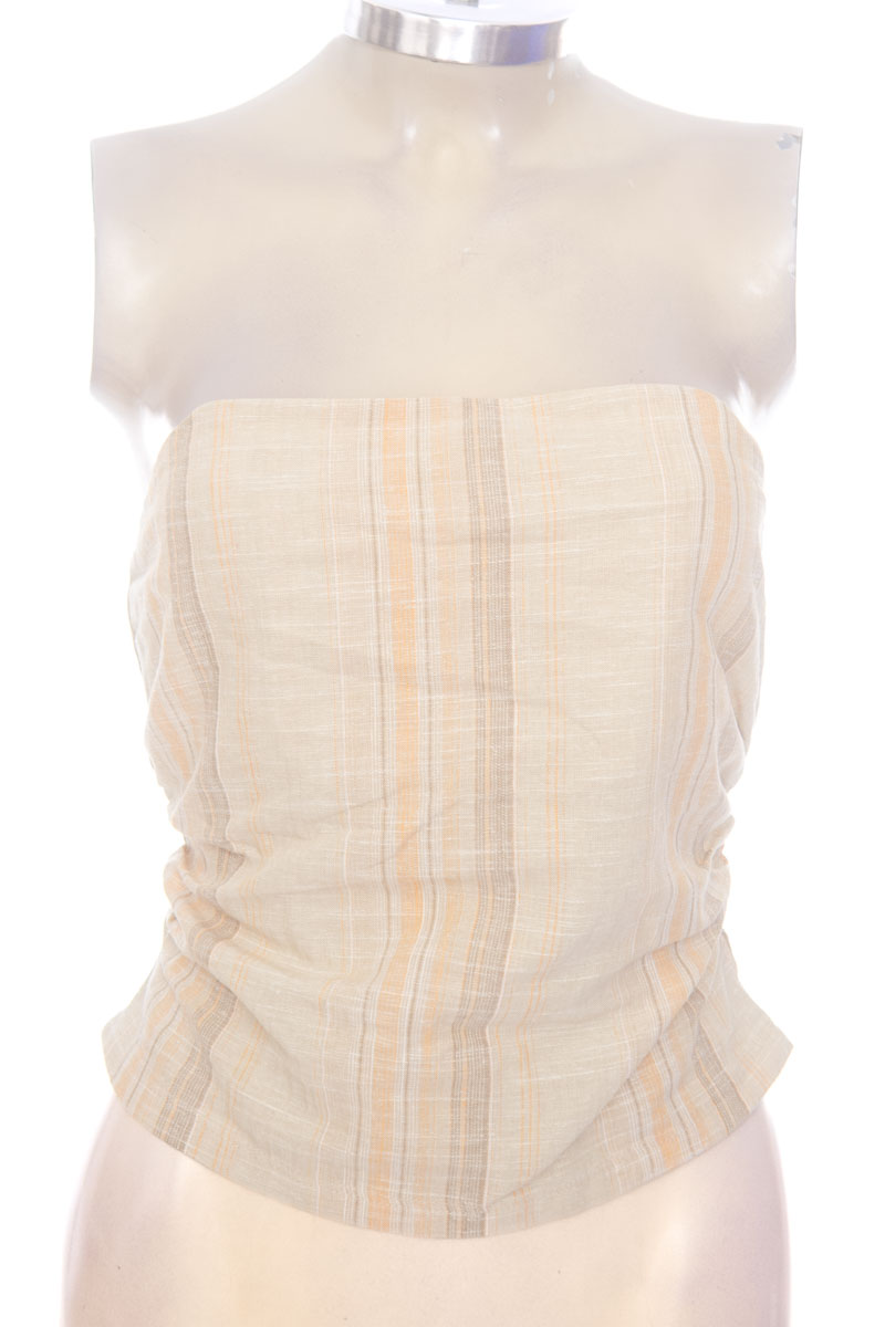 Top / Camiseta color Beige - Divided by H&M
