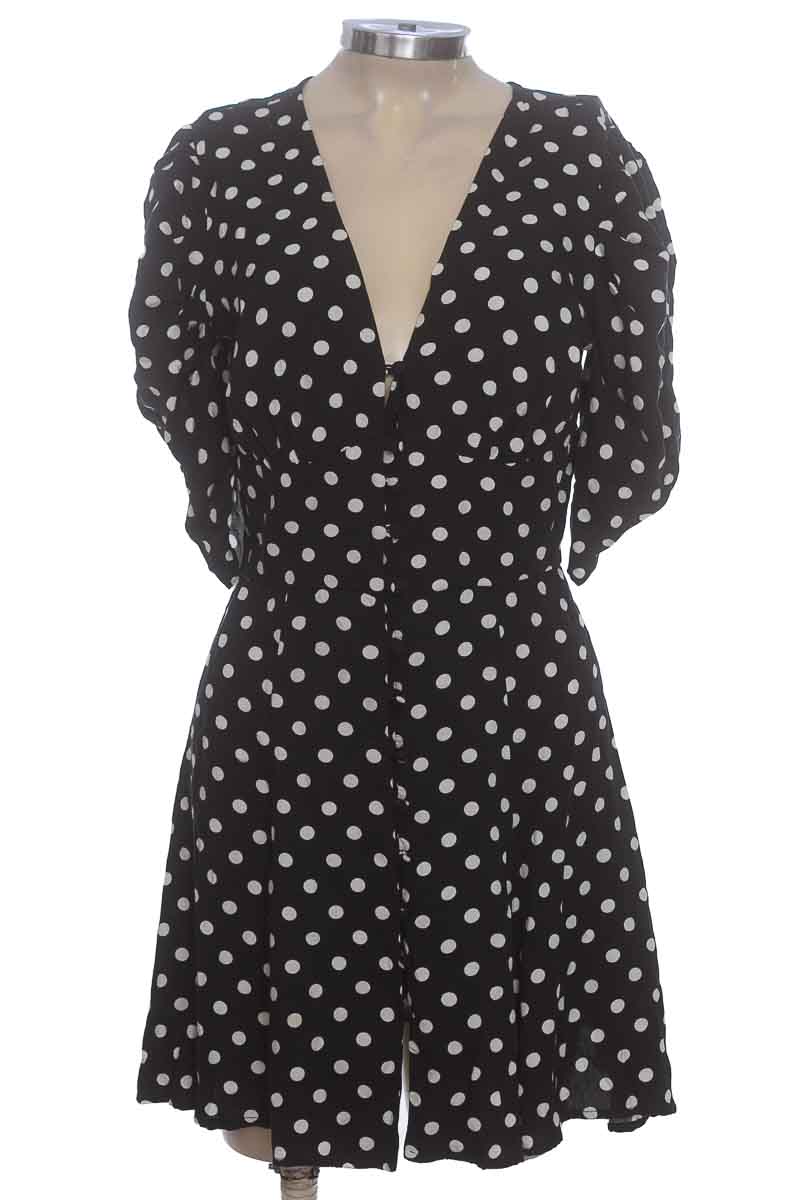 Vestido / Enterizo color Negro - Studio F