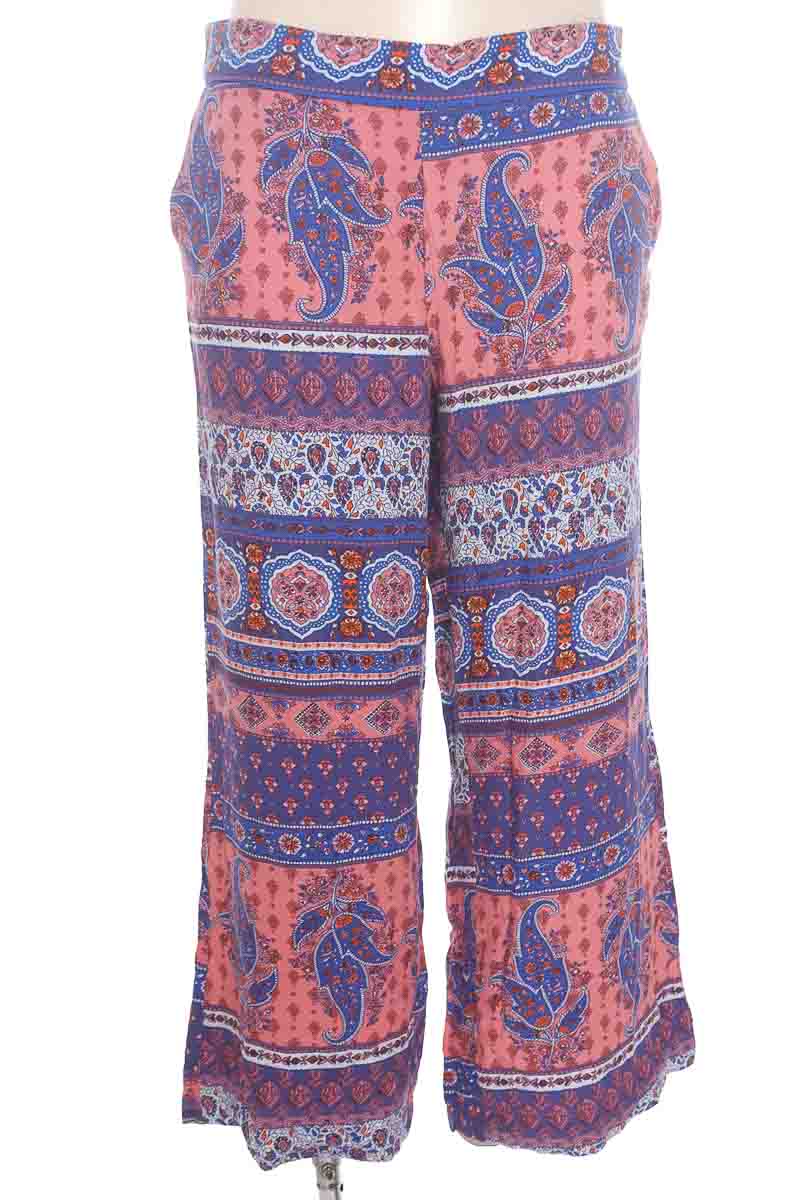 Pantalones color Estampado - ELA