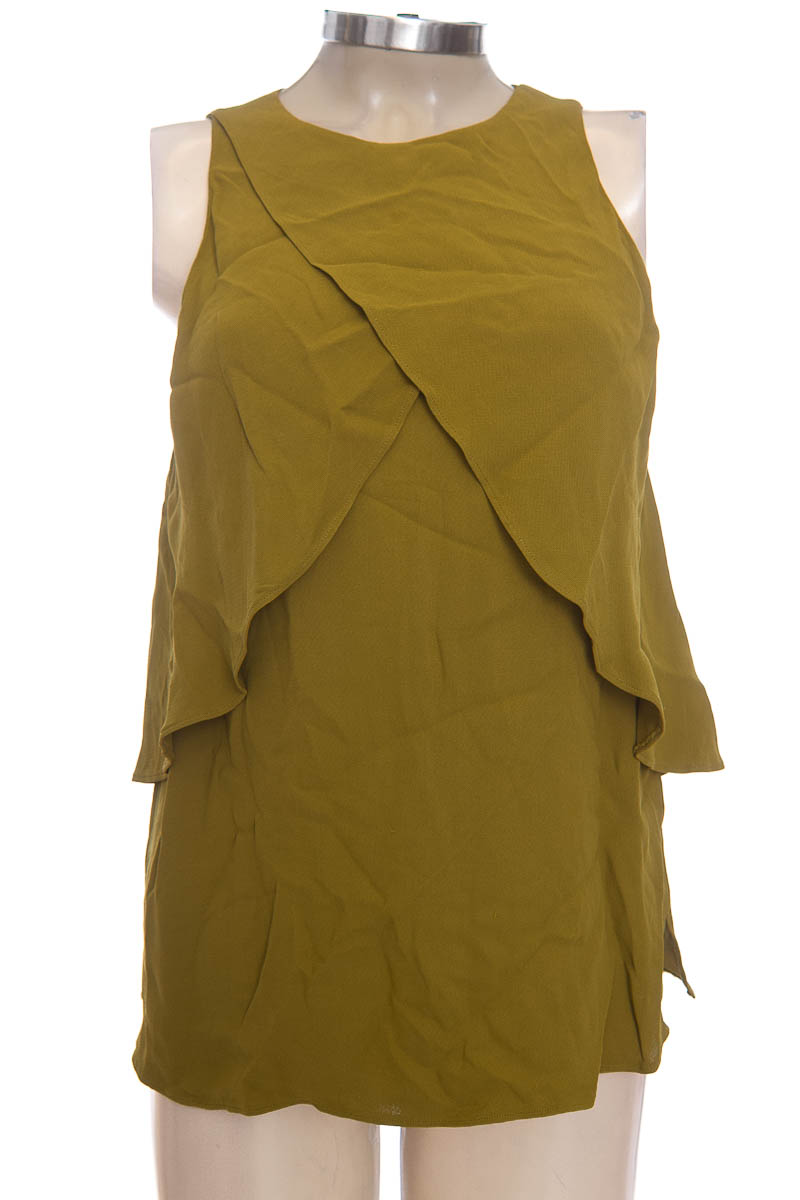 Top / Camiseta color Verde - Massimo Dutti