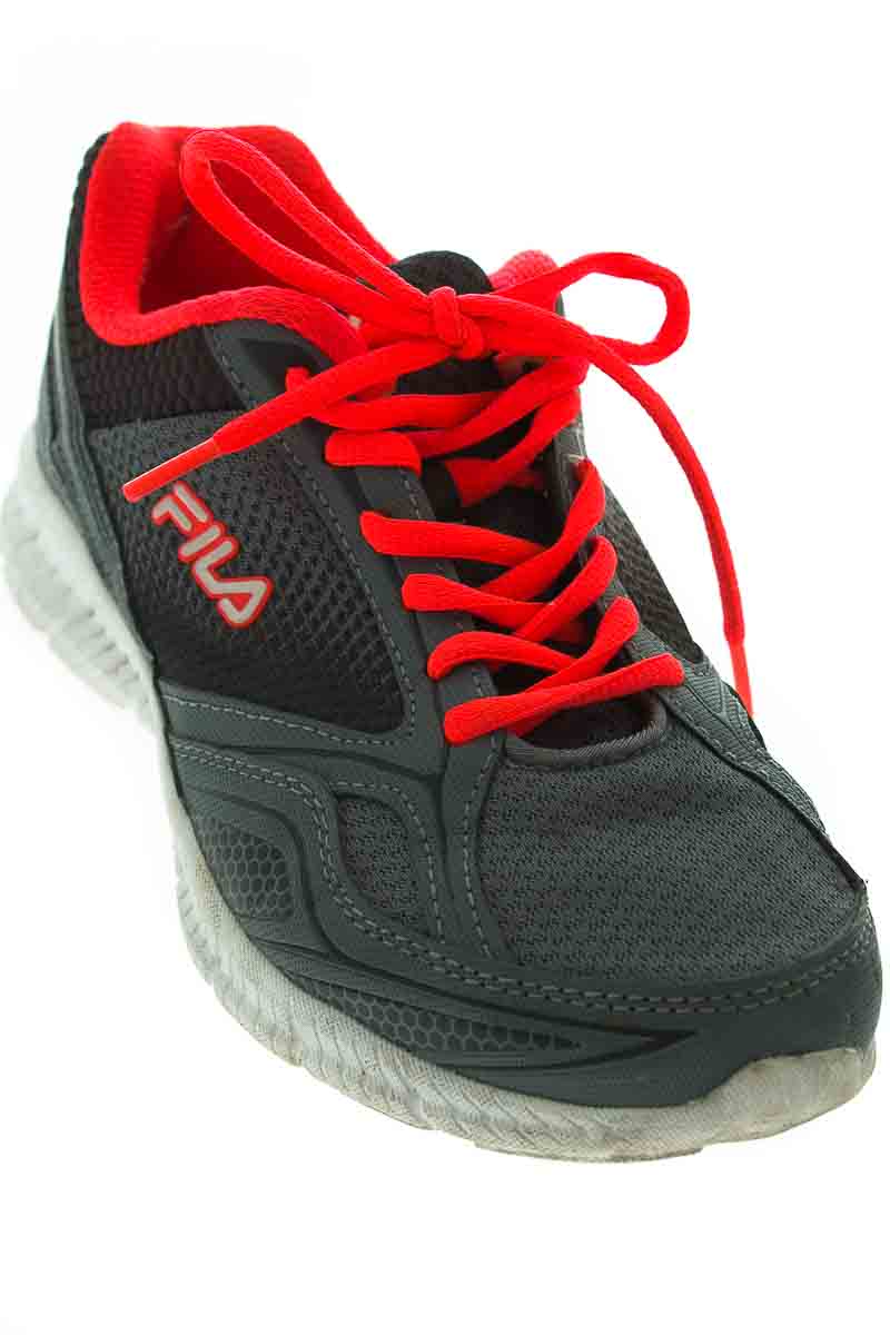 tenis fila color gris