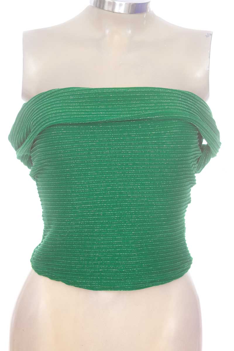 Top / Camiseta color Verde - Studio F