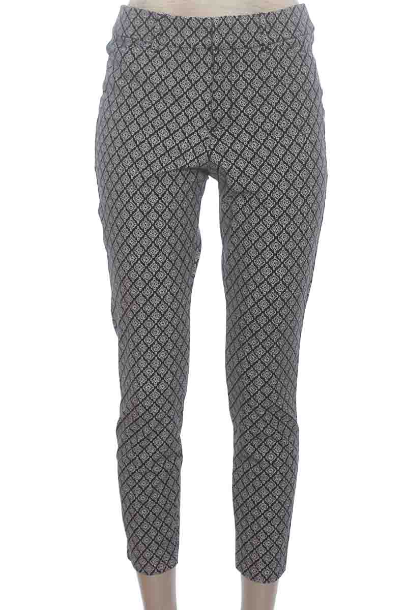 Pantalones color Negro - Old Navy