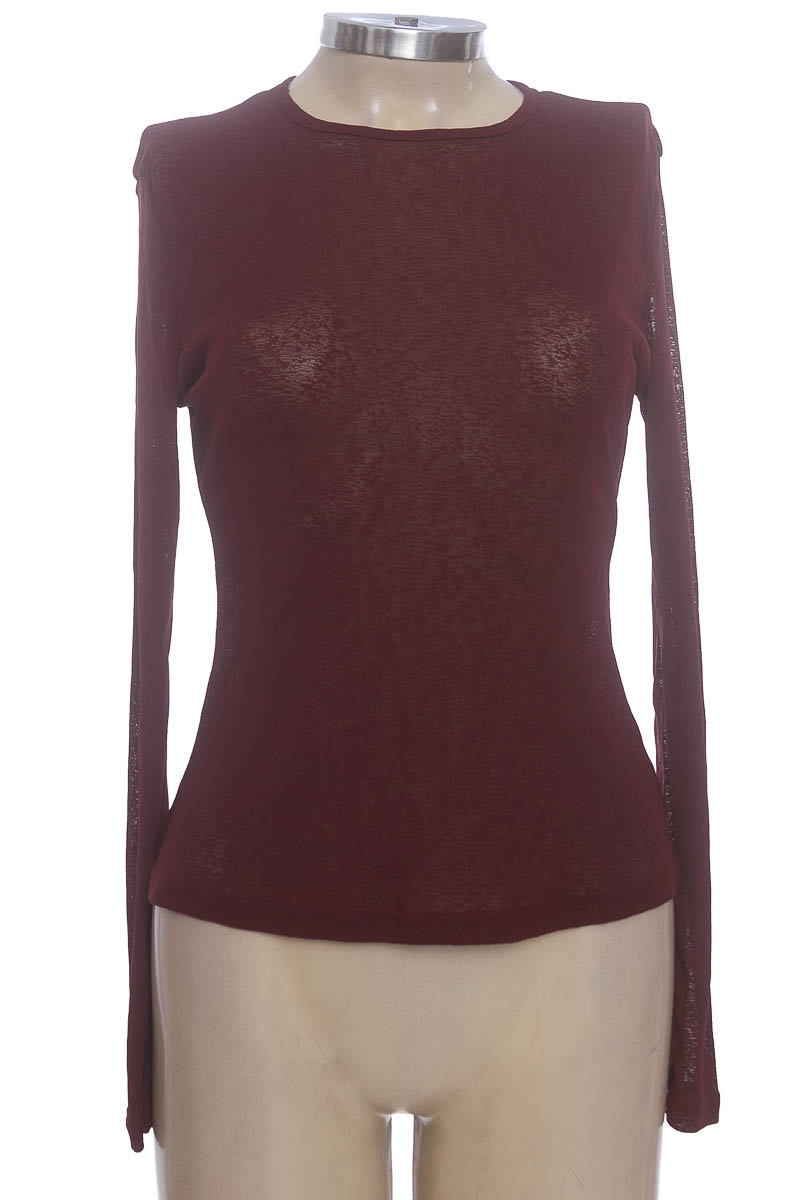 Top / Camiseta color Vinotinto - Closeando